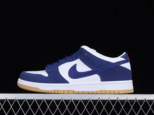 All Categories Nk SB Dunk Series Nk SB Dunk Low Low-top Sneakers J Version Nk SB Dunk Low White and Blue Los Angeles Dodgers SB Smashing Backboard Fashion Casual Sneakers DO9395-400